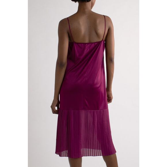 Vintage Purple Dress with Pleats - Picture 3 of 4